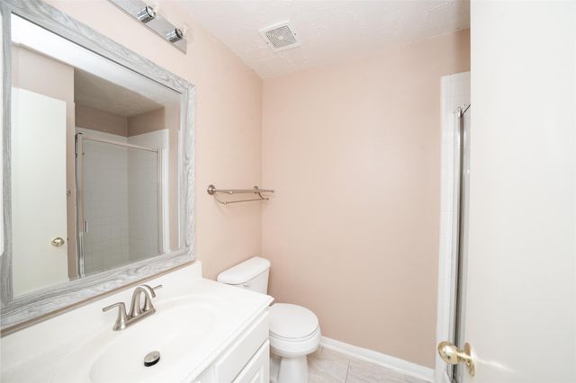 8051 Bay Branch Drive 424, The Woodlands, TX 77382