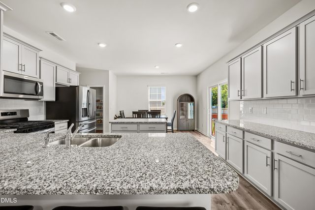2023 Rosebank Way, Mebane, NC 27302