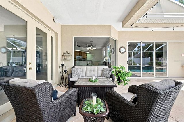 2103 BOOT LAKE CIRCLE, Tampa, FL 33612