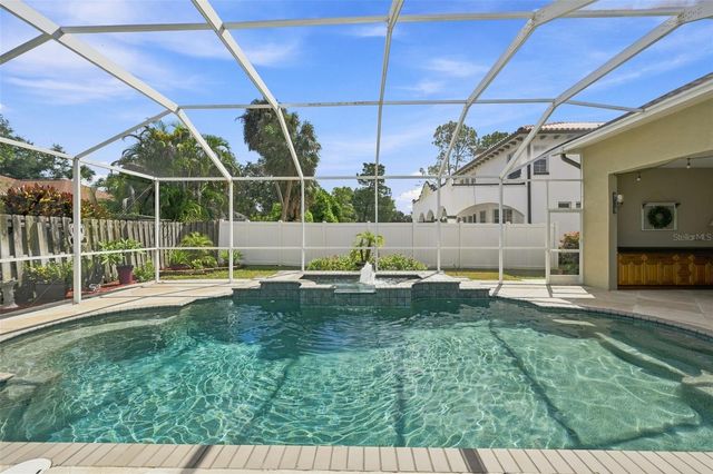 2103 BOOT LAKE CIRCLE, Tampa, FL 33612