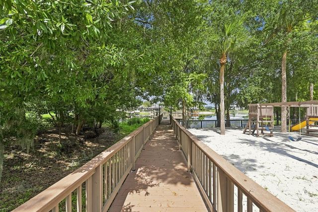 2103 BOOT LAKE CIRCLE, Tampa, FL 33612