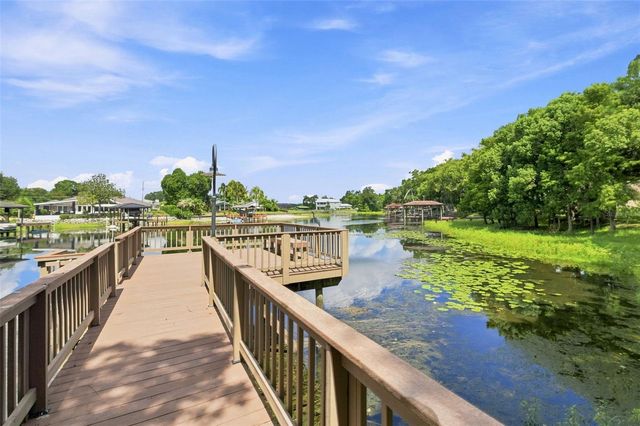 2103 BOOT LAKE CIRCLE, Tampa, FL 33612