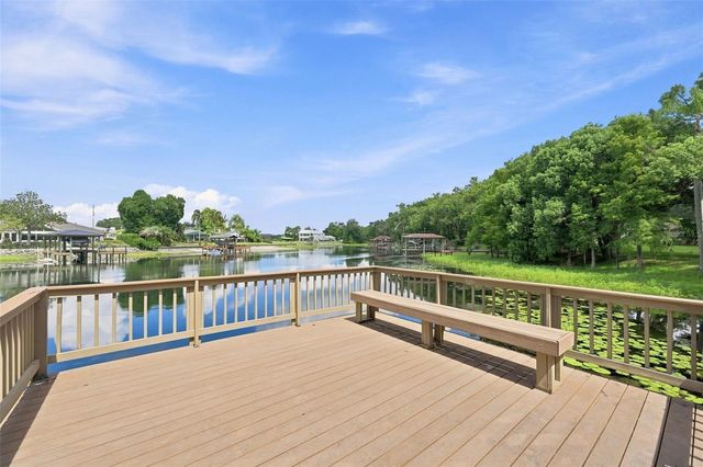 2103 BOOT LAKE CIRCLE, Tampa, FL 33612