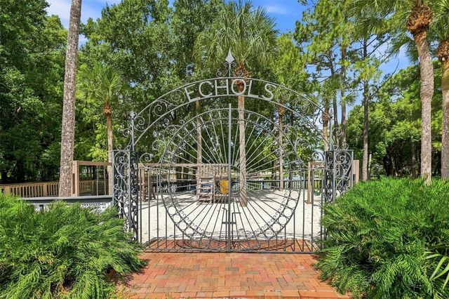 2103 BOOT LAKE CIRCLE, Tampa, FL 33612
