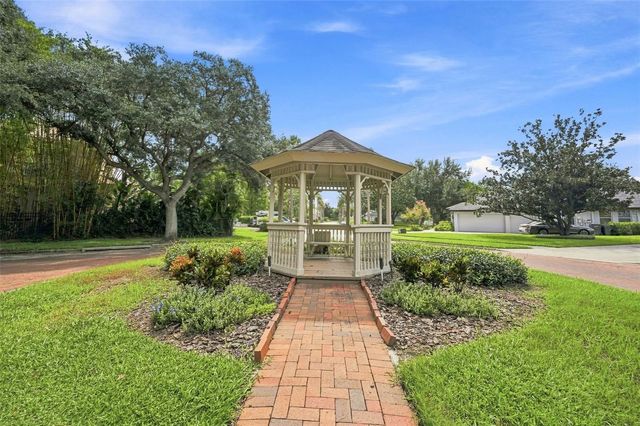 2103 BOOT LAKE CIRCLE, Tampa, FL 33612