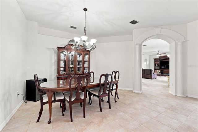 2103 BOOT LAKE CIRCLE, Tampa, FL 33612
