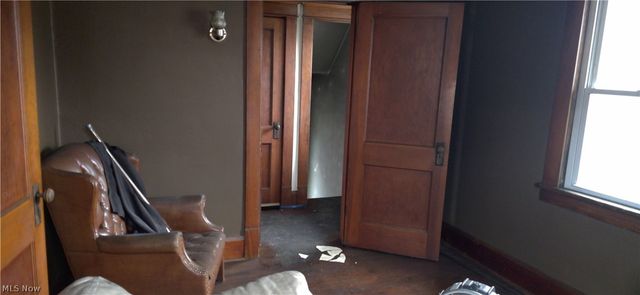 208 N Maryland Avenue N, Youngstown, OH 44509