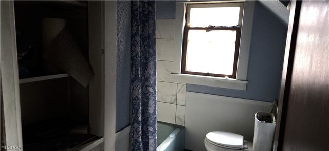 208 N Maryland Avenue N, Youngstown, OH 44509