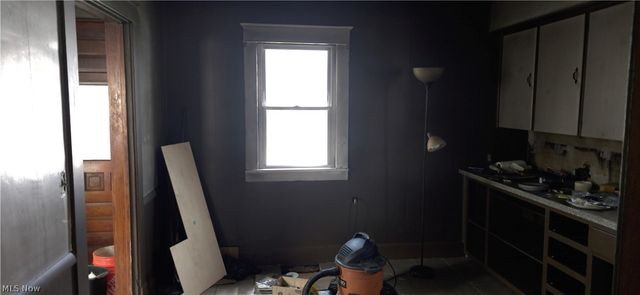 208 N Maryland Avenue N, Youngstown, OH 44509