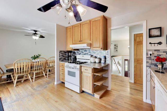 21W154 EVEREST Road, Lombard, IL 60148