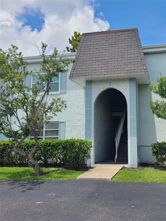 247 S MCMULLEN BOOTH ROAD 23, Clearwater, FL 33759