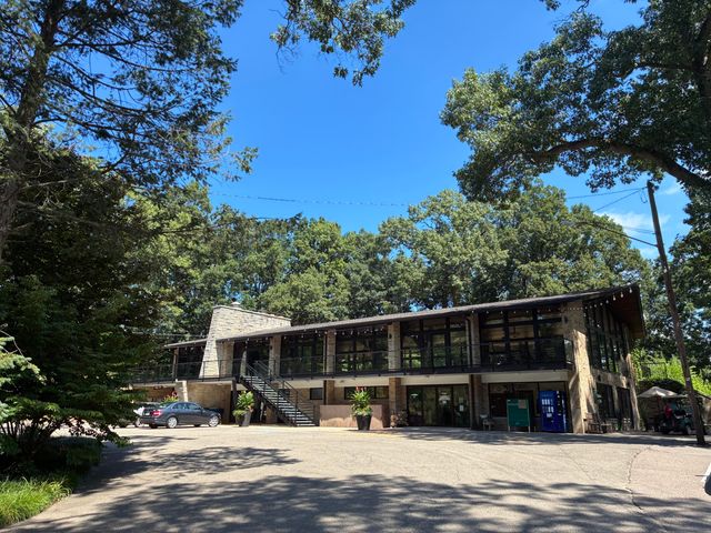 2 Lilac Lane, Grand Beach Vllg, MI 49117