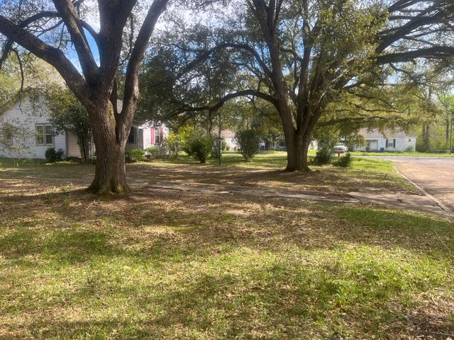 720 Division, Deridder, LA 70634