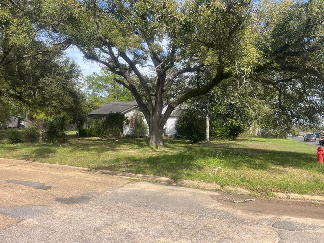 720 Division, Deridder, LA 70634