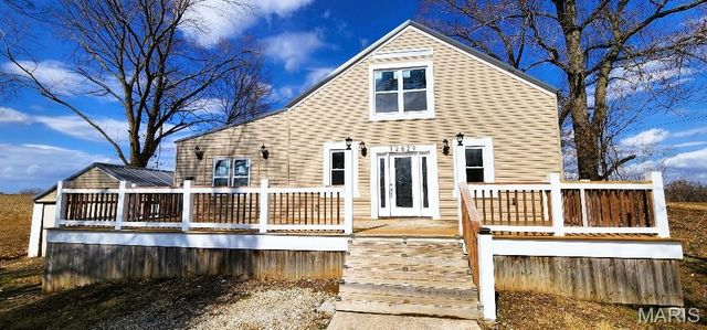 12829 Spanish Pond Road, St Louis, MO 63138