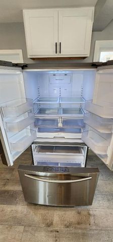 12829 Spanish Pond Road, St Louis, MO 63138