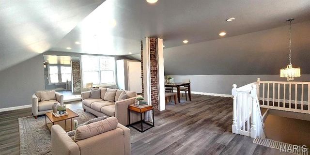 12829 Spanish Pond Road, St Louis, MO 63138