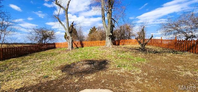 12829 Spanish Pond Road, St Louis, MO 63138