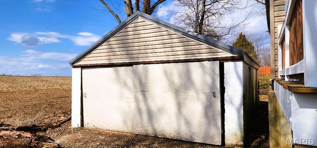 12829 Spanish Pond Road, St Louis, MO 63138