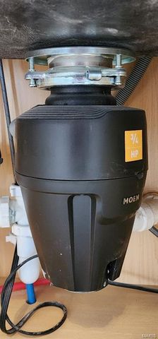 12829 Spanish Pond Road, St Louis, MO 63138