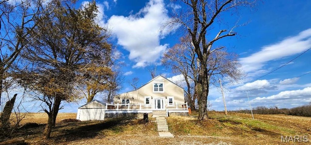 12829 Spanish Pond Road, St Louis, MO 63138