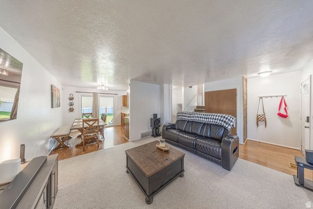 1135 N CONNECTICUT AVE, Harrisville, UT 84404