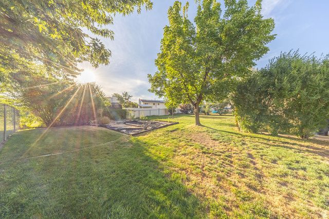 1135 N CONNECTICUT AVE, Harrisville, UT 84404