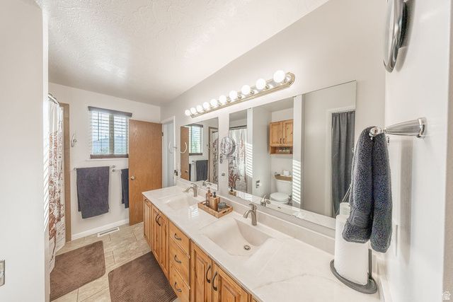 1135 N CONNECTICUT AVE, Harrisville, UT 84404