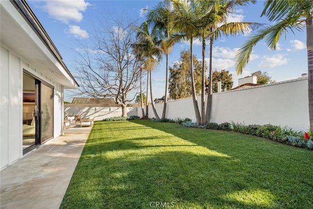 2402 Orchid Hill Place, Newport Beach, CA 92660