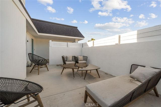 2402 Orchid Hill Place, Newport Beach, CA 92660