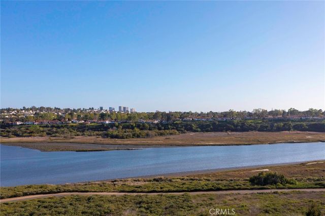 2402 Orchid Hill Place, Newport Beach, CA 92660