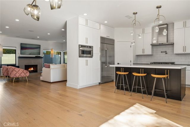 2402 Orchid Hill Place, Newport Beach, CA 92660