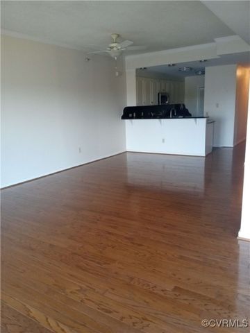 301 Beacon Ridge Dr Unit#703, Hopewell, VA 23860