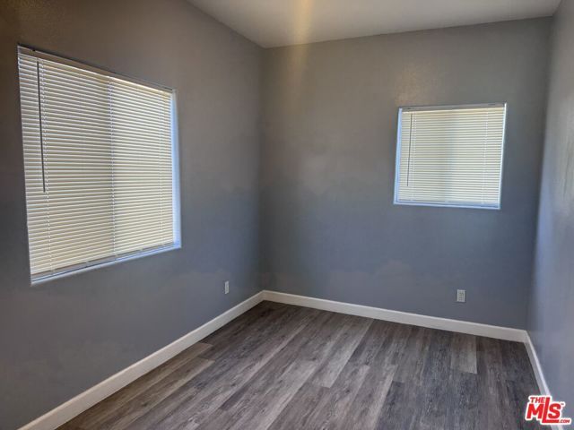 10406 Avalon Boulevard, Los Angeles, CA 90003