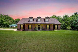 2061 Shady Ridge Drive, Midlothian, TX 76065