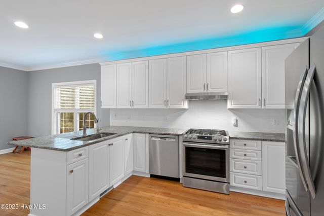 4728 Wedgefield Drive, Wilmington, NC 28409