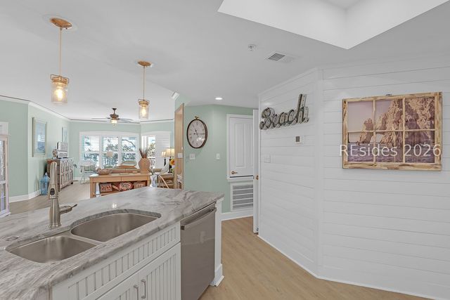 47 Ocean Ln Apt 5402, Hilton Head Island, SC 29928