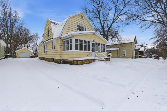 544 College Avenue, Holland, MI 49423