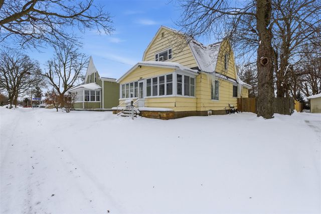544 College Avenue, Holland, MI 49423