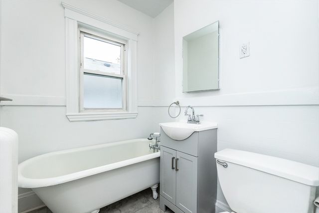 6 Putnam St 0, Watertown, MA 02472