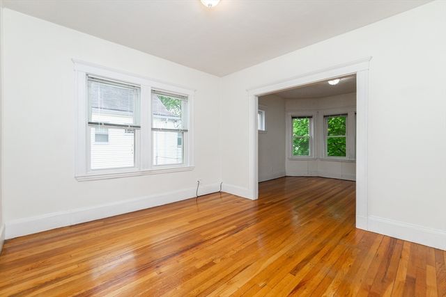 6 Putnam St 0, Watertown, MA 02472