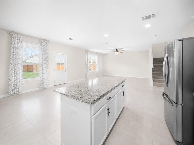 263 Beechnut DR, Buda, TX 78610
