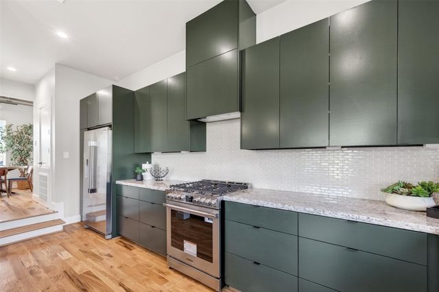 126 Sidney Street, Houston, TX 77003