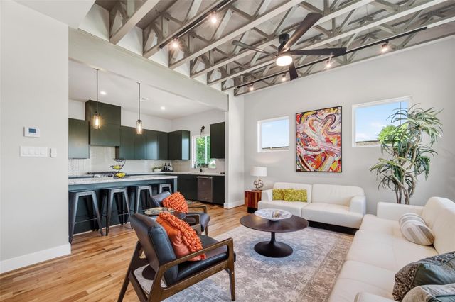 126 Sidney Street, Houston, TX 77003
