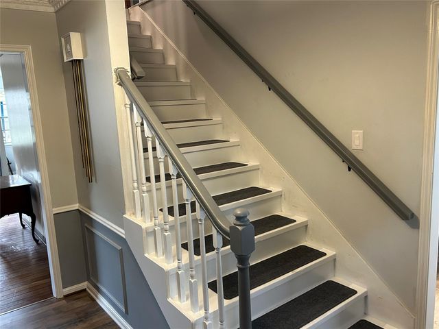 1415 Corral Drive, Houston, TX 77090