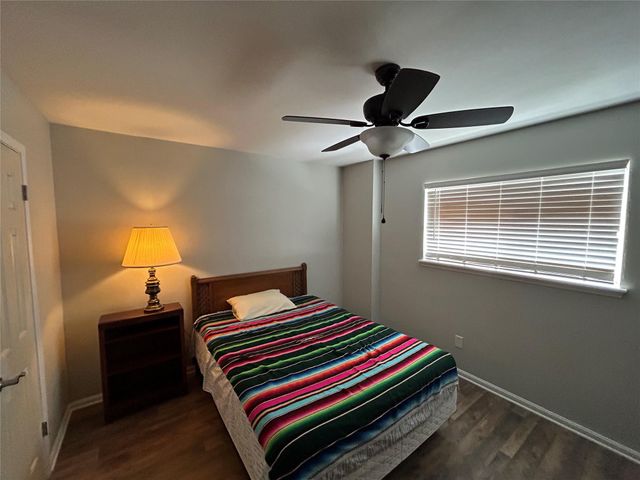 1415 Corral Drive, Houston, TX 77090