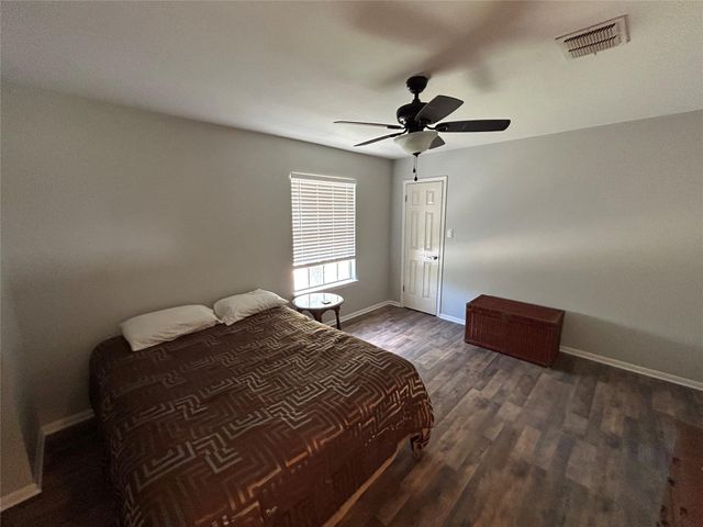 1415 Corral Drive, Houston, TX 77090