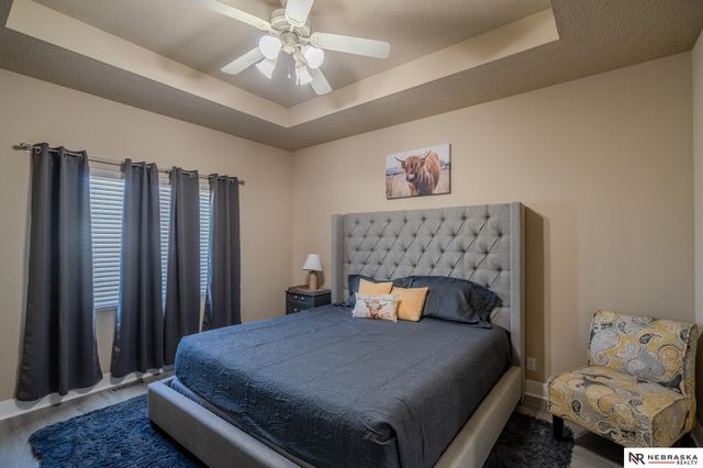 8605 S 68th Street, Papillion, NE 68133