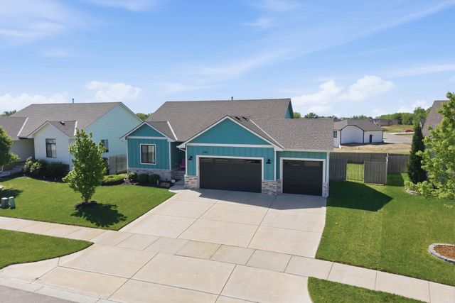 2501 E Thunder, Wichita, KS 67219