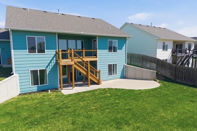 2501 E Thunder, Wichita, KS 67219